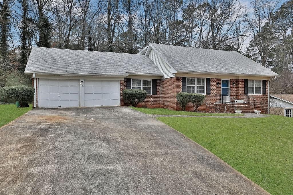 4684 Ginson Drive, Tucker, GA 30084 — most recent listing photo
