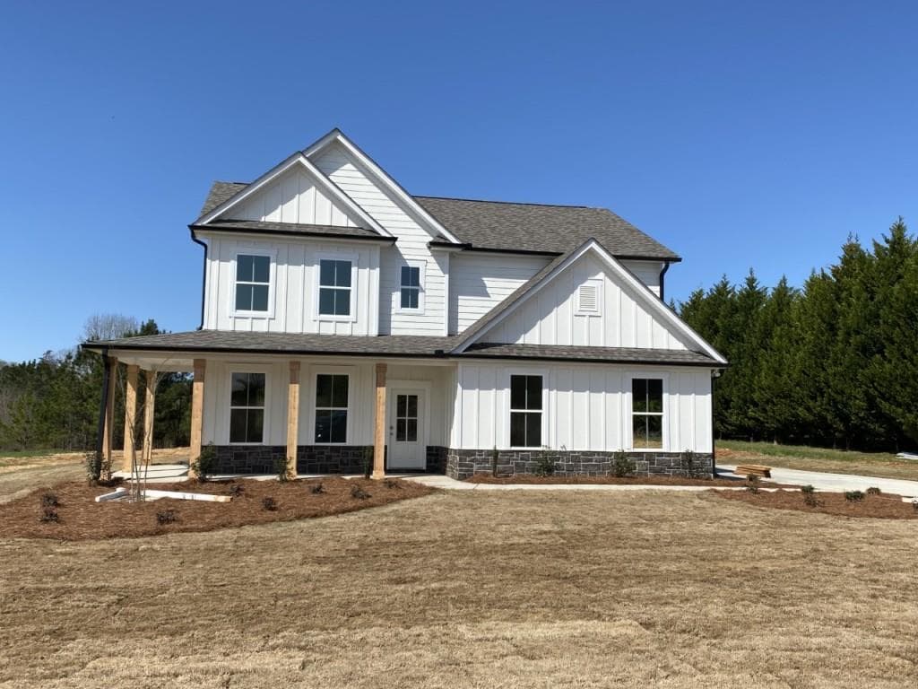4 bedroom, 3 bathroom single family residence sold at 1040 Talus Street, Bogart, GA 30622
