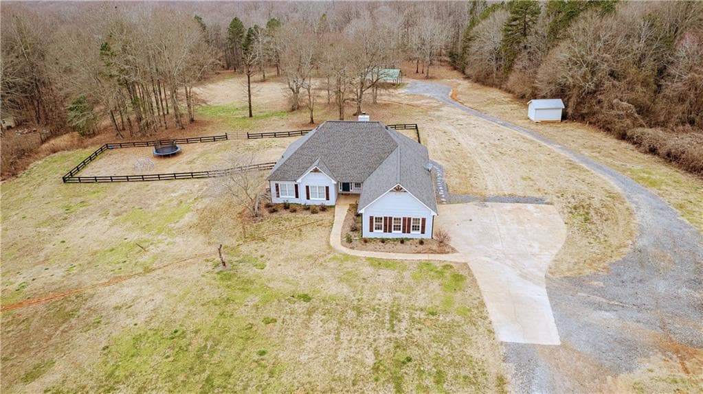 3 bedroom, 3 bathroom, 2,118 sq ft single family residence sold at 4935 Bryant Quarter Road, Gillsville, GA 30543