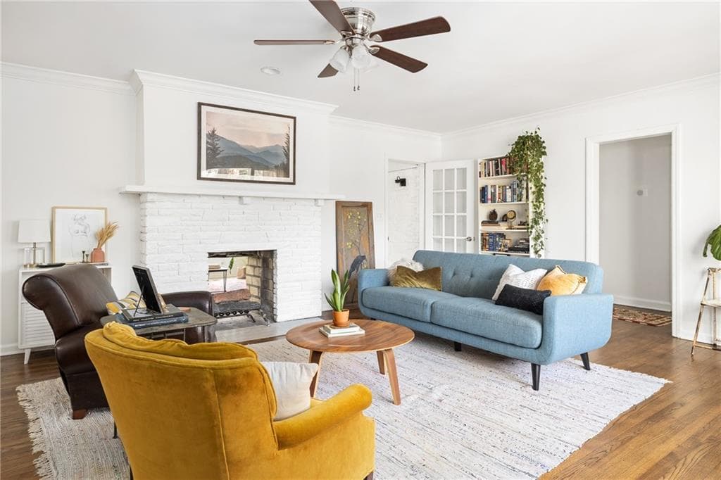 3 bedroom, 2 bathroom, 1,976 sq ft single family residence sold at 1304 Boulevard Lorraine, Atlanta, GA 30311