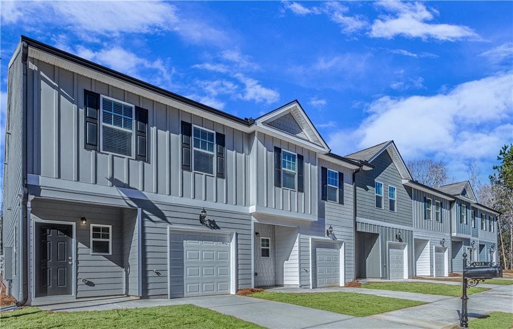 7120 Gladstone Circle 131, Stonecrest, GA 30038 — most recent listing photo