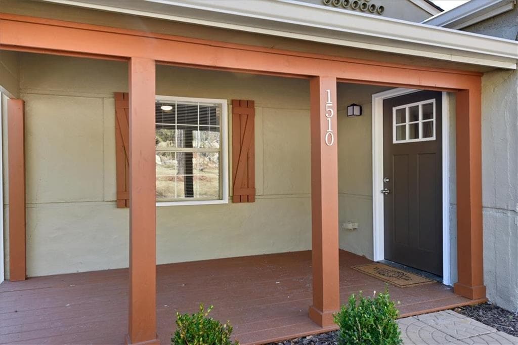 3 bedroom, 2 bathroom, 2,281 sq ft single family residence sold at 1510 Avon Avenue, Atlanta, GA 30311