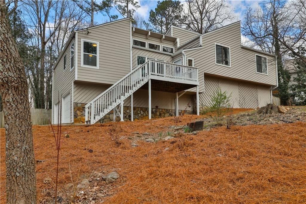 4 bedroom, 3 bathroom, 2,352 sq ft single family residence sold at 3248 Hembree Court, Marietta, GA 30062