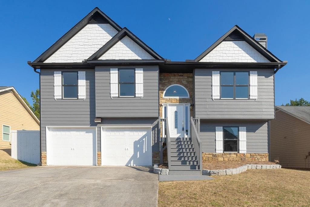 4 bedroom, 3 bathroom, 1,947 sq ft single family residence sold at 221 Logan Creek Lane, Dallas, GA 30132