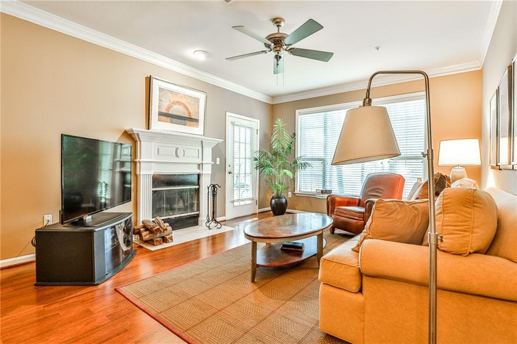 3 bedroom, 2 bathroom, 1,554 sq ft condominium sold at 2400 Cumberland Parkway 1114, Atlanta, GA 30339