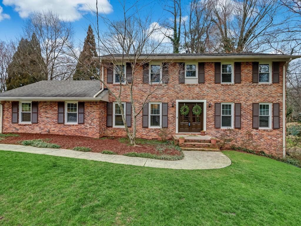 4 bedroom, 3 bathroom, 2,361 sq ft single family residence sold at 2348 Leisure Lane, Atlanta, GA 30338