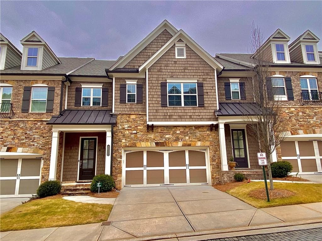 3 bedroom, 4 bathroom, 3,299 sq ft townhouse sold at 3225 Nobility Way, Atlanta, GA 30339