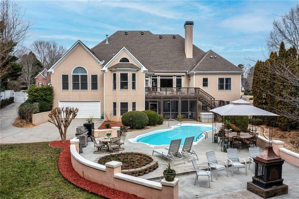 12135 Meadows Lane, Alpharetta, GA 30005 — most recent listing photo