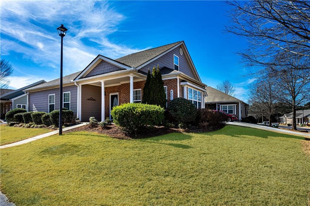 4001 Paddock Lane, Newnan, GA 30263 — most recent listing photo