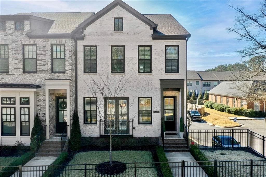 4 bedroom, 4 bathroom, 2,786 sq ft townhouse sold at 4336 Walsh Drive, Atlanta, GA 30338