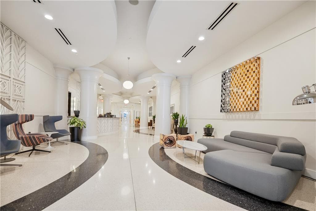 2 bedroom, 2 bathroom, 1,356 sq ft condominium sold at 860 Peachtree Street 1302, Atlanta, GA 30308