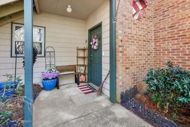 709 Beaufort Circle 709, Duluth, GA 30096 — most recent listing photo