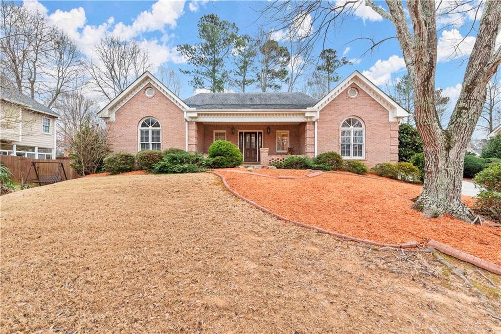 12125 Magnolia Crescent Drive, Roswell, GA 30075 — most recent listing photo