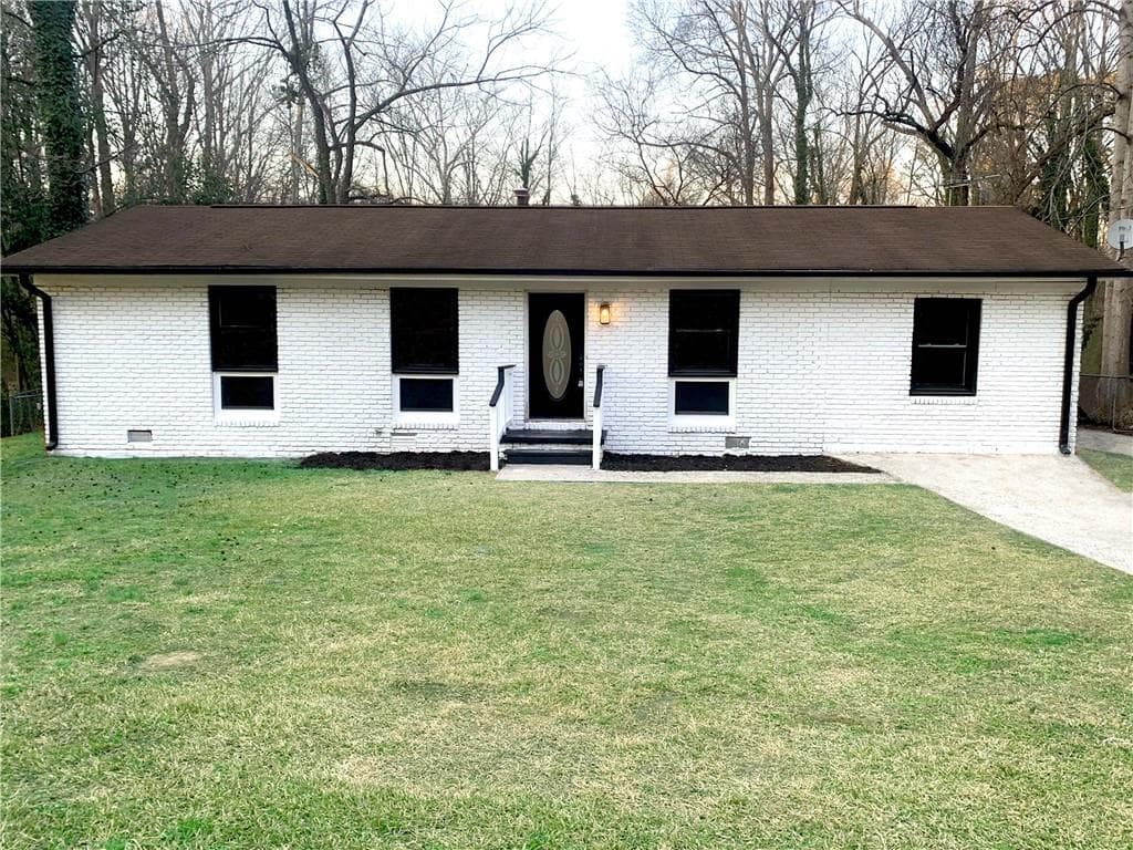 3 bedroom, 1 bathroom, 1,300 sq ft single family residence sold at 250 Oak Drive, Atlanta, GA 30354