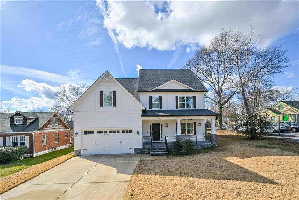 4 bedroom, 4 bathroom, 3,100 sq ft single family residence sold at 2333 Second Avenue, Decatur, GA 30032