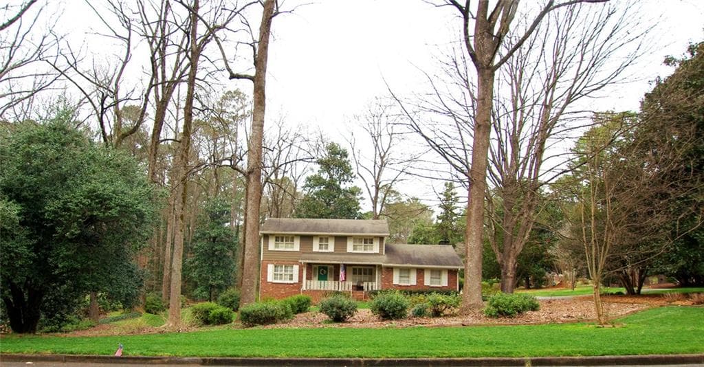 5286 Oxbow Road, Stone Mountain, GA 30087 — most recent listing photo