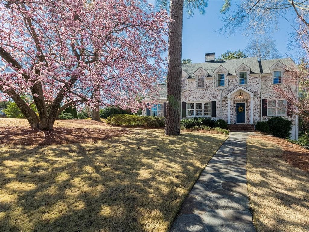 5 bedroom, 4 bathroom, 3,839 sq ft single family residence sold at 391 Pine Tree Drive, Atlanta, GA 30305