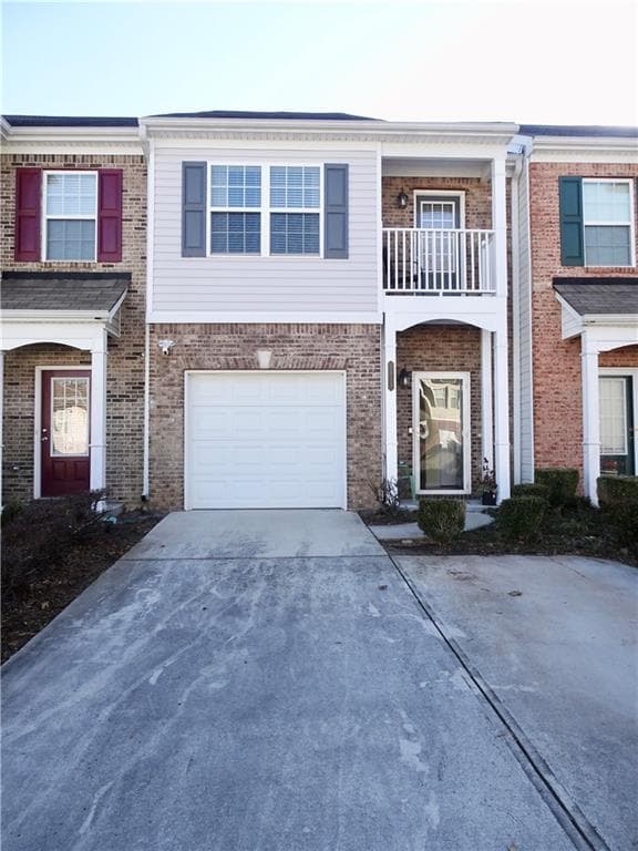 3 bedroom, 3 bathroom, 1,670 sq ft townhouse sold at 2835 Snapfinger Manor, Decatur, GA 30035