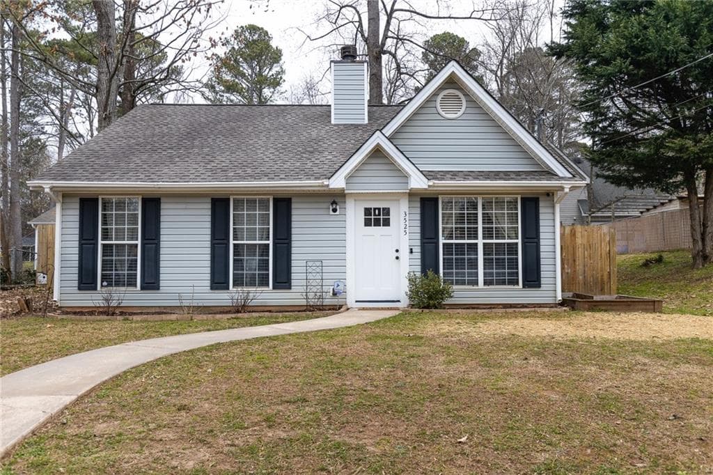 2 bedroom, 2 bathroom, 992 sq ft single family residence sold at 3525 Auburn Drive, Cumming, GA 30041