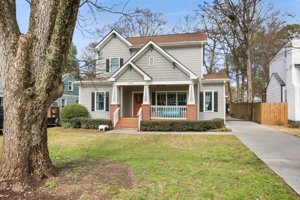 3 bedroom, 3 bathroom, 1,992 sq ft single family residence sold at 2794 Hosea L Williams Drive, Atlanta, GA 30317