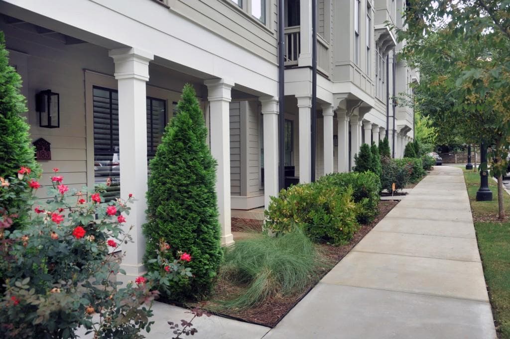 3 bedroom, 4 bathroom, 2,046 sq ft townhouse sold at 183 Stovall Street, Atlanta, GA 30316