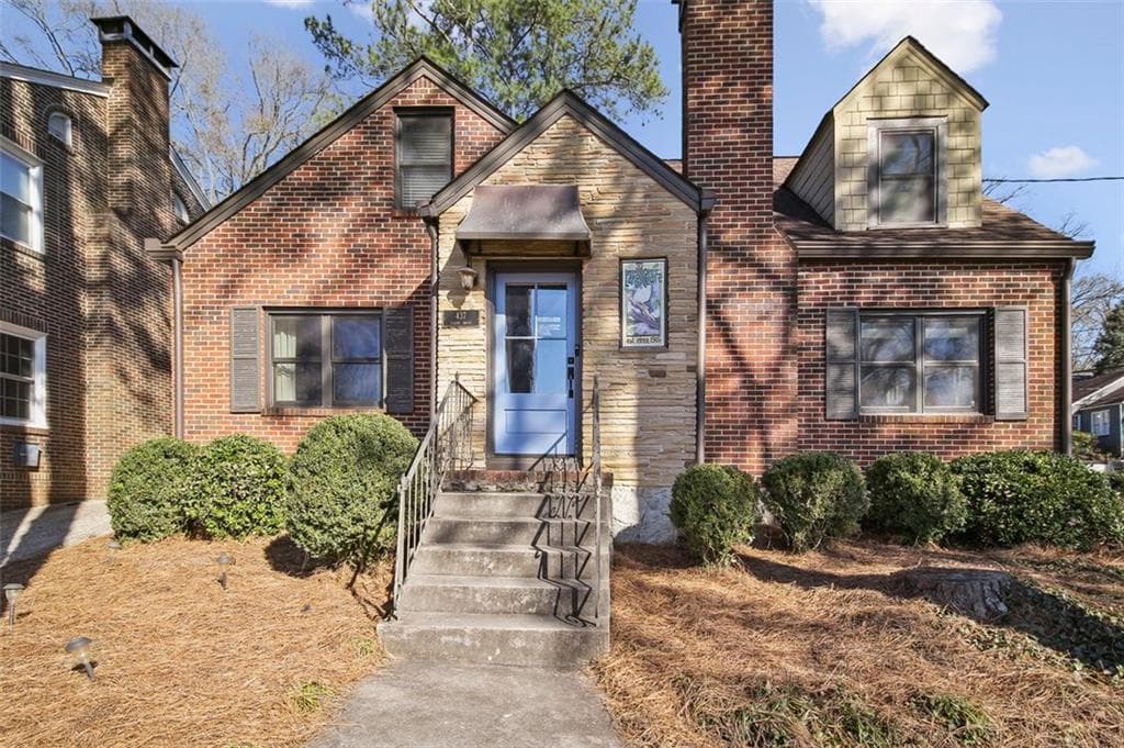 3 bedroom, 2 bathroom, 2,481 sq ft single family residence sold at 437 CLAIRE Drive, Atlanta, GA 30307
