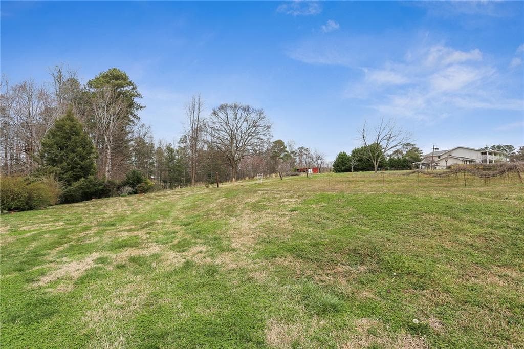 3 bedroom, 2 bathroom single family residence sold at 365 Cagle Road, Roswell, GA 30075