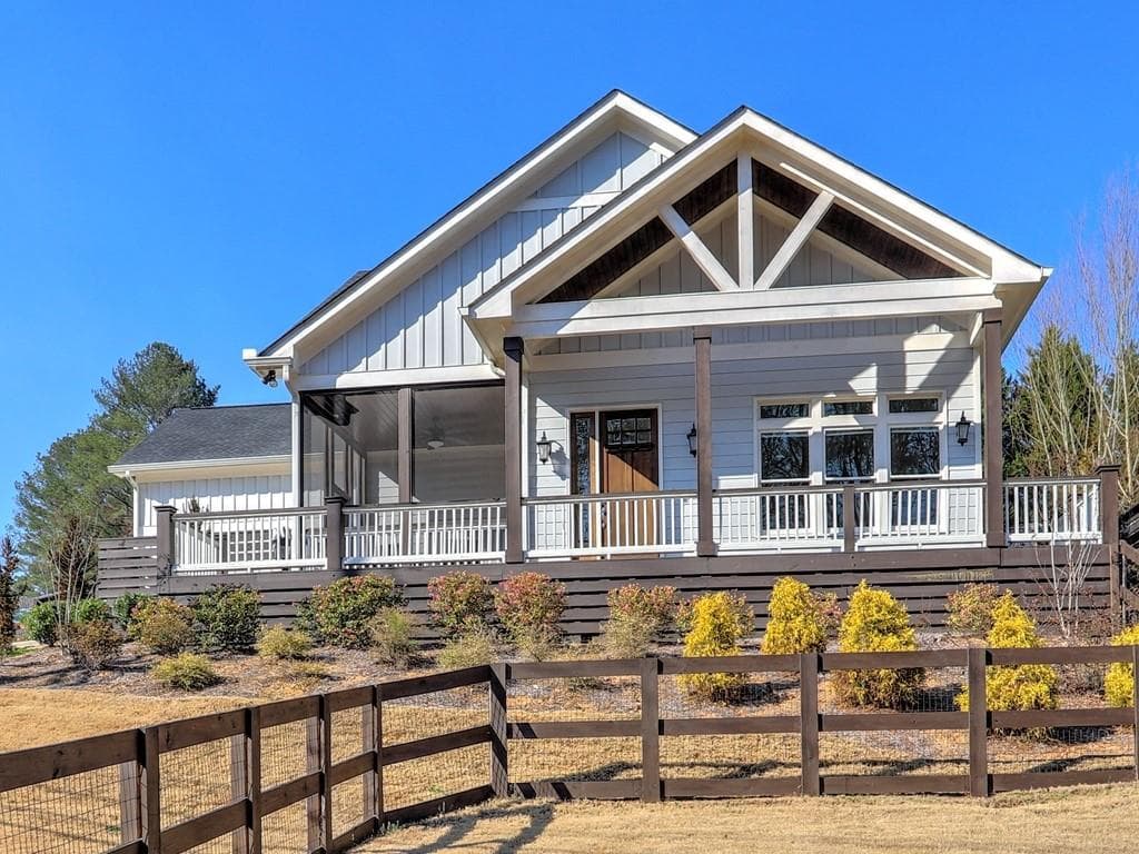 3791 Lower Roswell Road, Marietta, GA 30068 — most recent listing photo