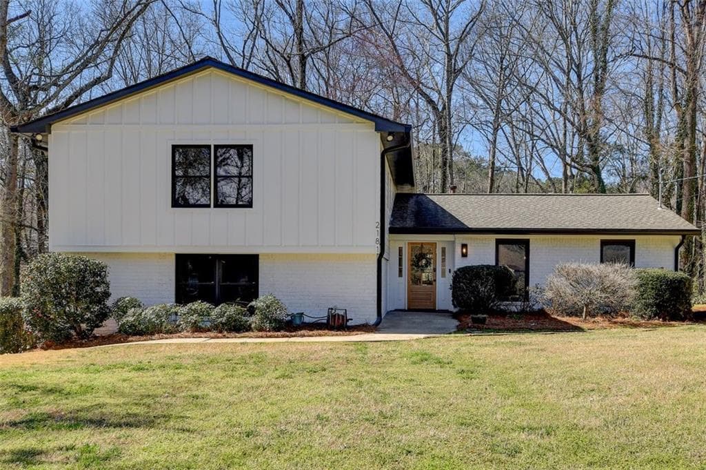 2181 Fox Hound Parkway, Marietta, GA 30062 — most recent listing photo
