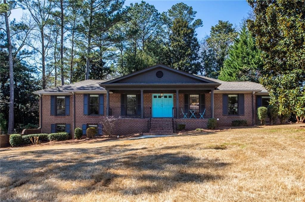 5 bedroom, 3 bathroom, 3,837 sq ft single family residence sold at 2576 Arldowne Drive, Tucker, GA 30084