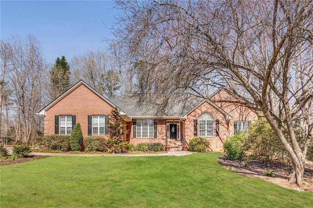 2155 Robin Hood Trail, Cumming, GA 30040 — most recent listing photo