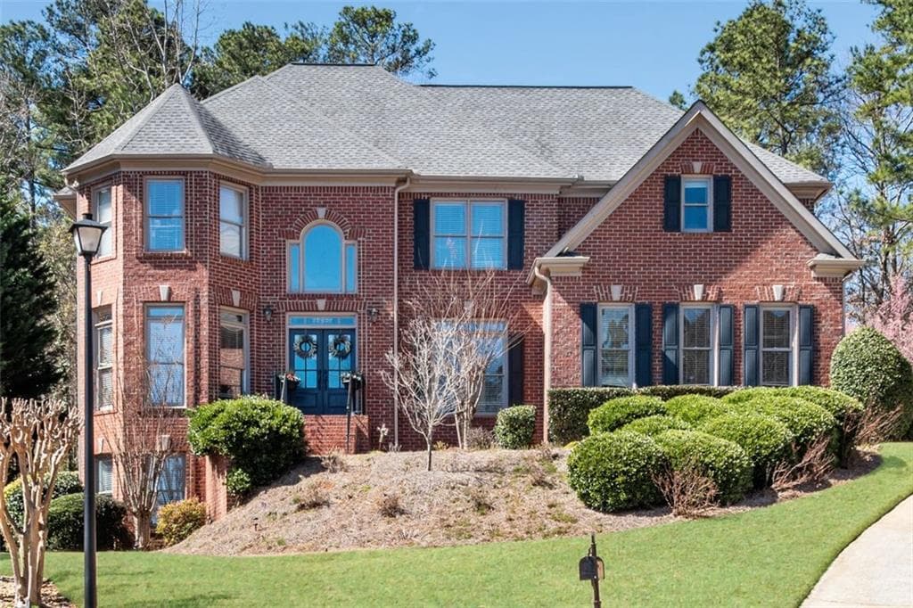 6 bedroom, 5 bathroom, 3,162 sq ft single family residence sold at 450 WILLOW OAK Terrace, Alpharetta, GA 30005