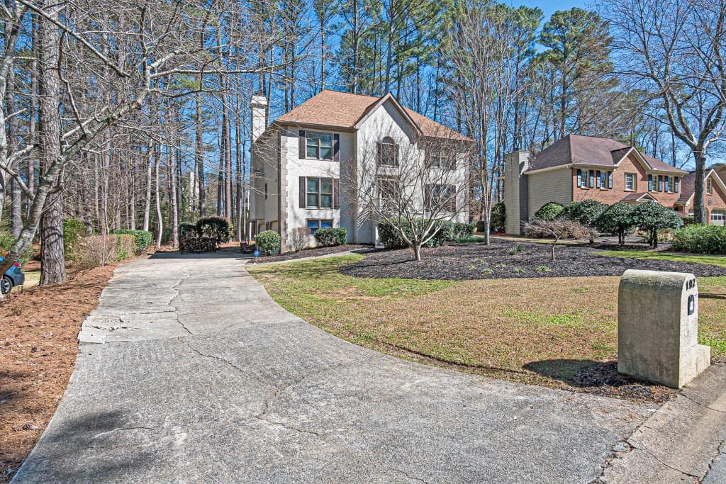 192 Lakeside Drive, Kennesaw, GA 30144 — most recent listing photo