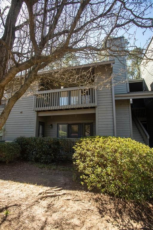 2 bedroom, 1 bathroom, 1,045 sq ft condominium sold at 909 Tuxworth Circle, Decatur, GA 30033