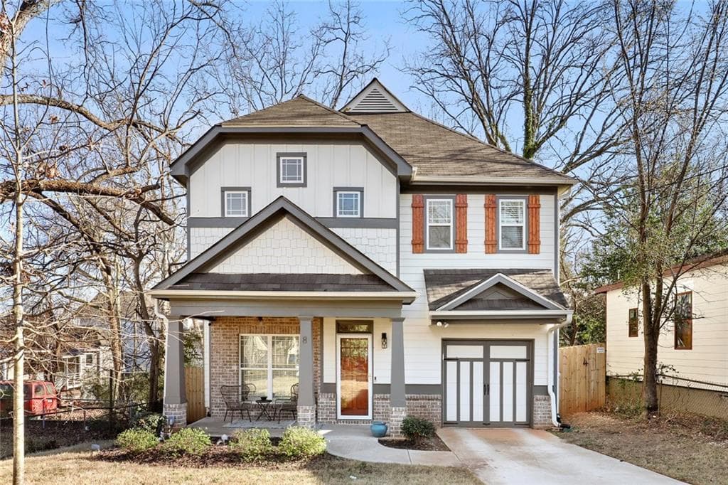 3 bedroom, 3 bathroom, 3,066 sq ft single family residence sold at 8 Moury Avenue, Atlanta, GA 30315