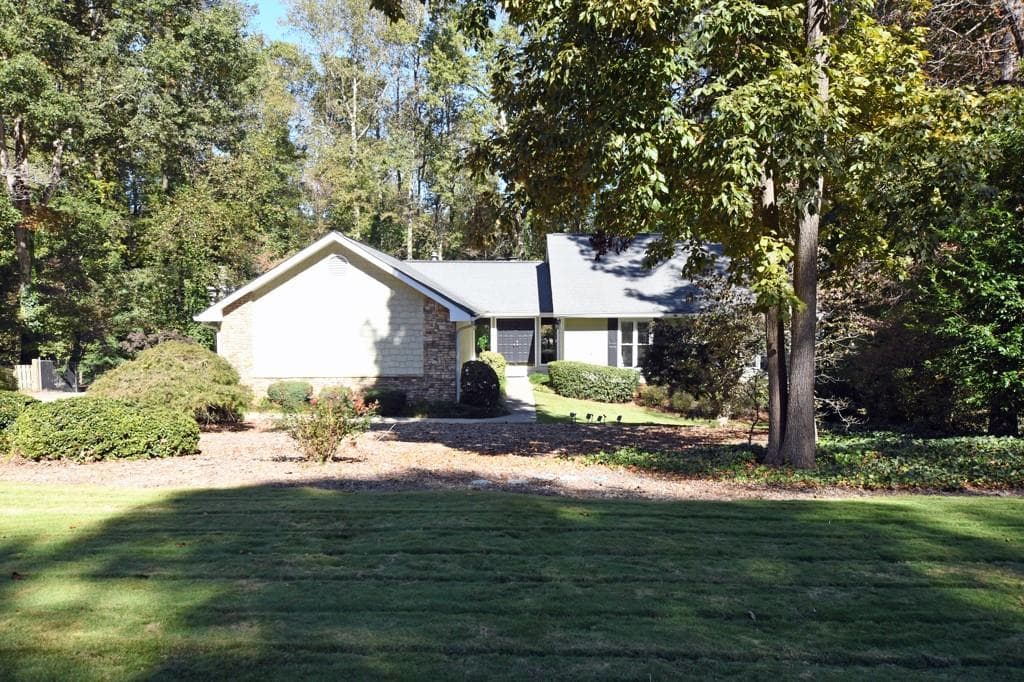 3 bedroom, 3 bathroom, 4,220 sq ft single family residence sold at 115 Beechwood Trail, Roswell, GA 30075