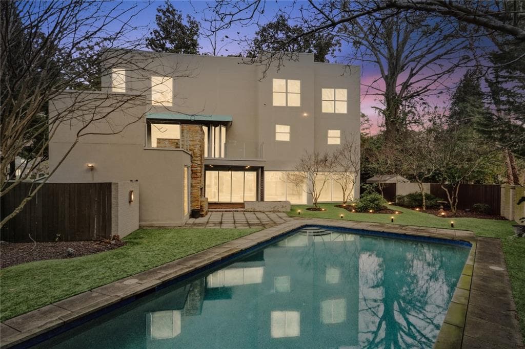 4 bedroom, 4 bathroom, 6,349 sq ft single family residence sold at 2417 Sagamore Drive, Atlanta, GA 30305