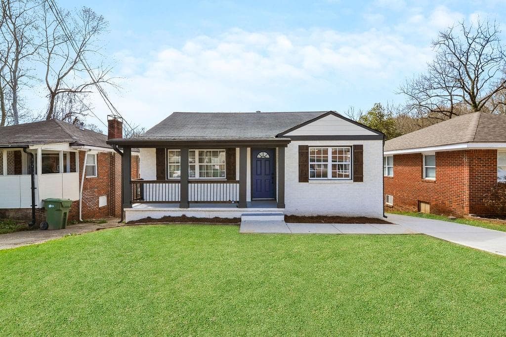 4 bedroom, 3 bathroom, 1,700 sq ft single family residence sold at 960 JETT Street, Atlanta, GA 30314
