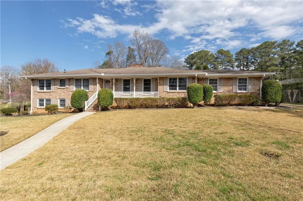 4307 Lake Laurel Drive, Smyrna, GA 30082 — most recent listing photo