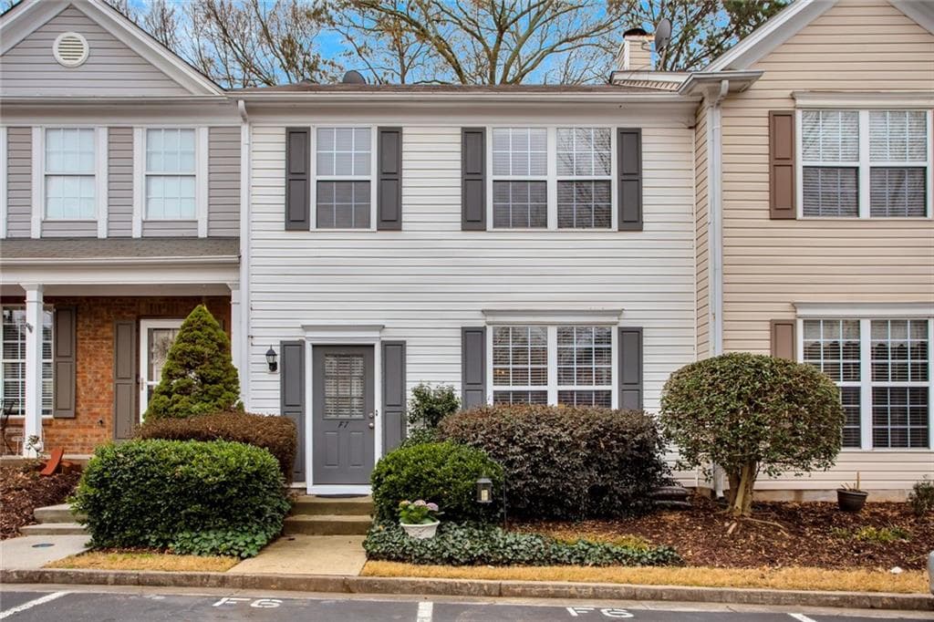 3 bedroom, 3 bathroom, 1,370 sq ft townhouse sold at 10900 Wittenridge Drive F7, Alpharetta, GA 30022