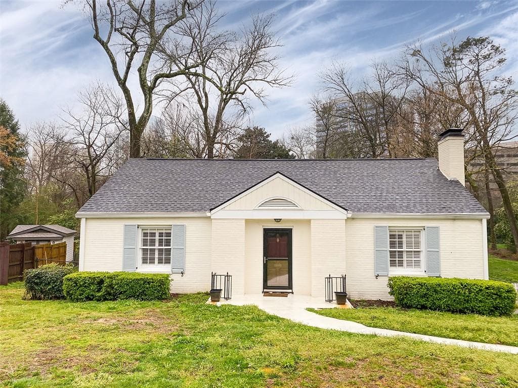 2 bedroom, 2 bathroom, 1,236 sq ft single family residence sold at 2065 Fairhaven Circle, Atlanta, GA 30305