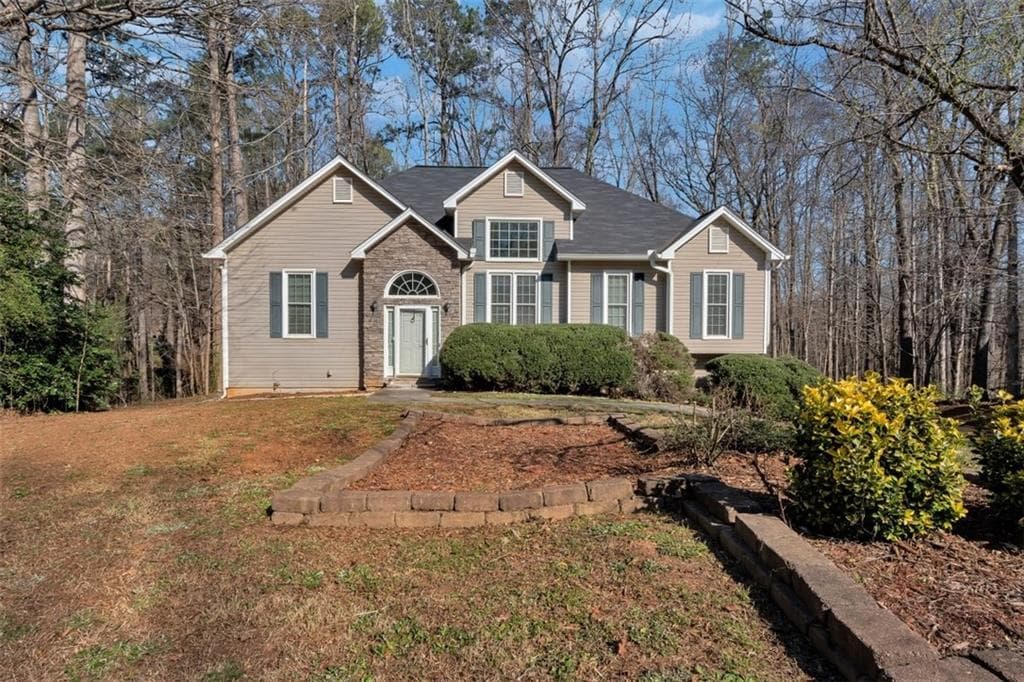 5 bedroom, 3 bathroom, 2,299 sq ft single family residence sold at 195 Camden Knoll, Dallas, GA 30157