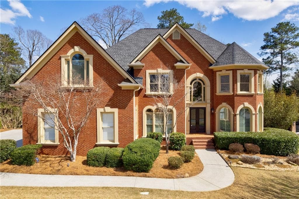 6 bedroom, 6 bathroom single family residence sold at 10185 High Falls Pointe, Johns Creek, GA 30022