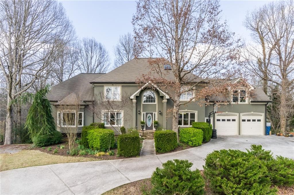 640 Cedar Creek Drive, Suwanee, GA 30024 — most recent listing photo