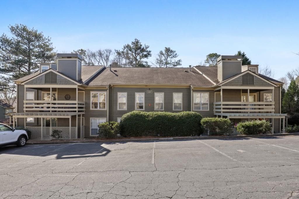 1110 Riverview Drive, Marietta, GA 30067 — most recent listing photo