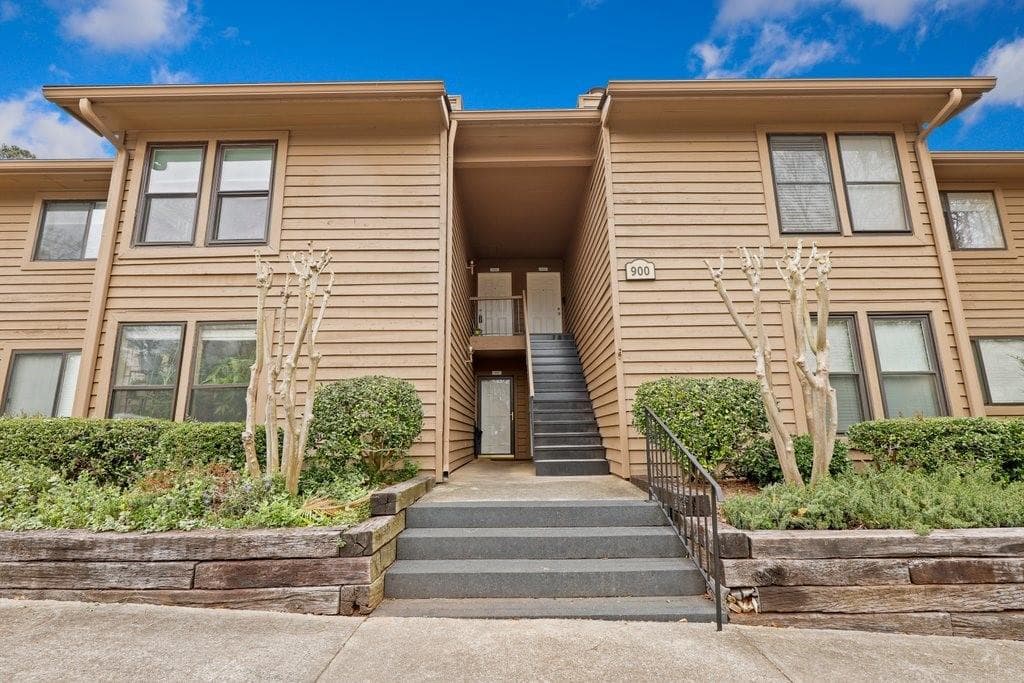 903 Parkaire Crossing, Marietta, GA 30068 — most recent listing photo