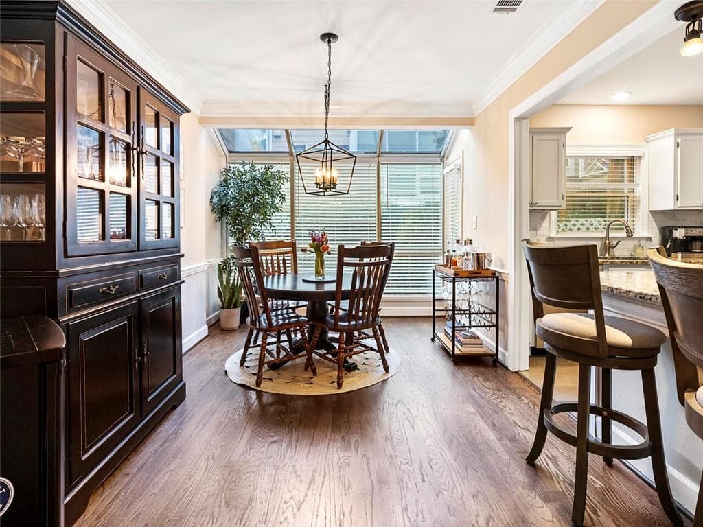 2 bedroom, 3 bathroom, 1,478 sq ft townhouse sold at 7500 Roswell Road 63, Sandy Springs, GA 30350