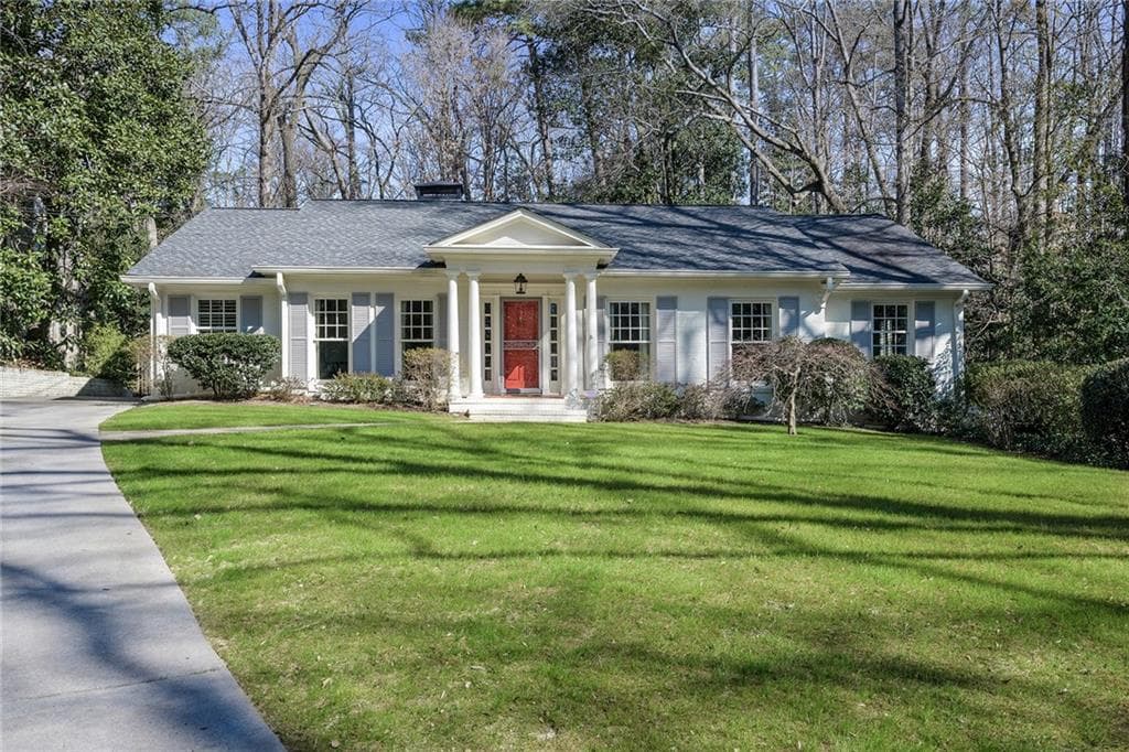 3 bedroom, 4 bathroom, 3,321 sq ft single family residence sold at 1035 Peachtree Battle Avenue, Atlanta, GA 30327 — photo 1 of 1