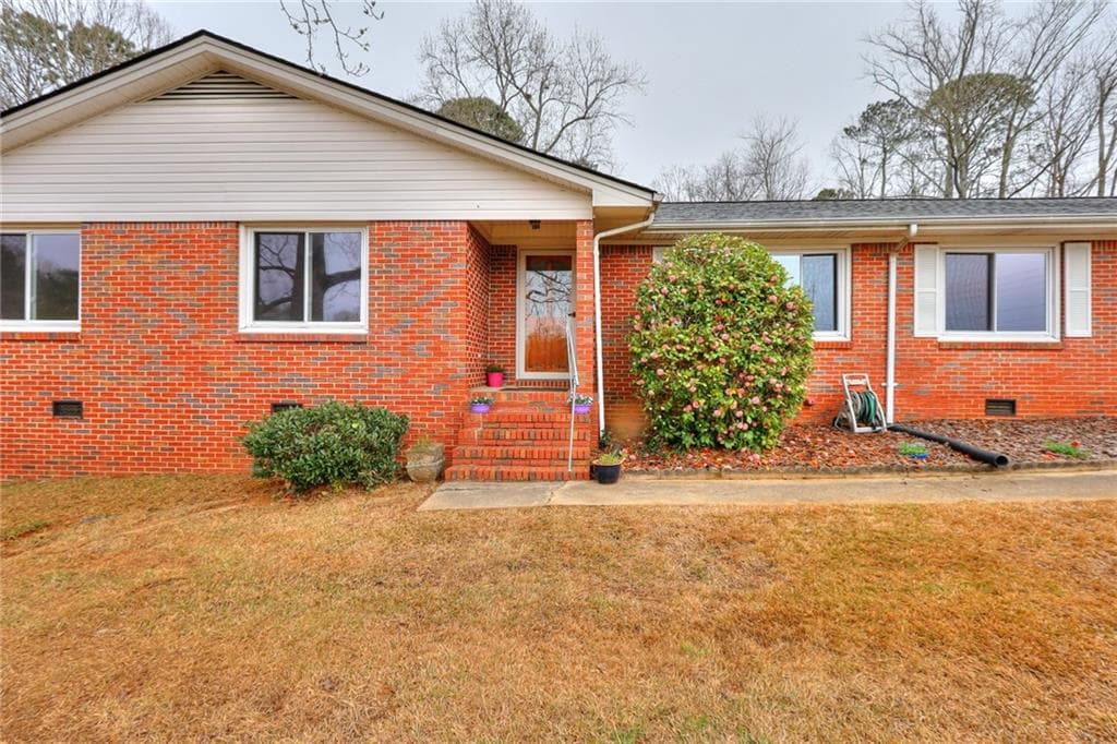 3 bedroom, 2 bathroom, 1,734 sq ft single family residence sold at 2409 Gum Creek Church Road, Loganville, GA 30052