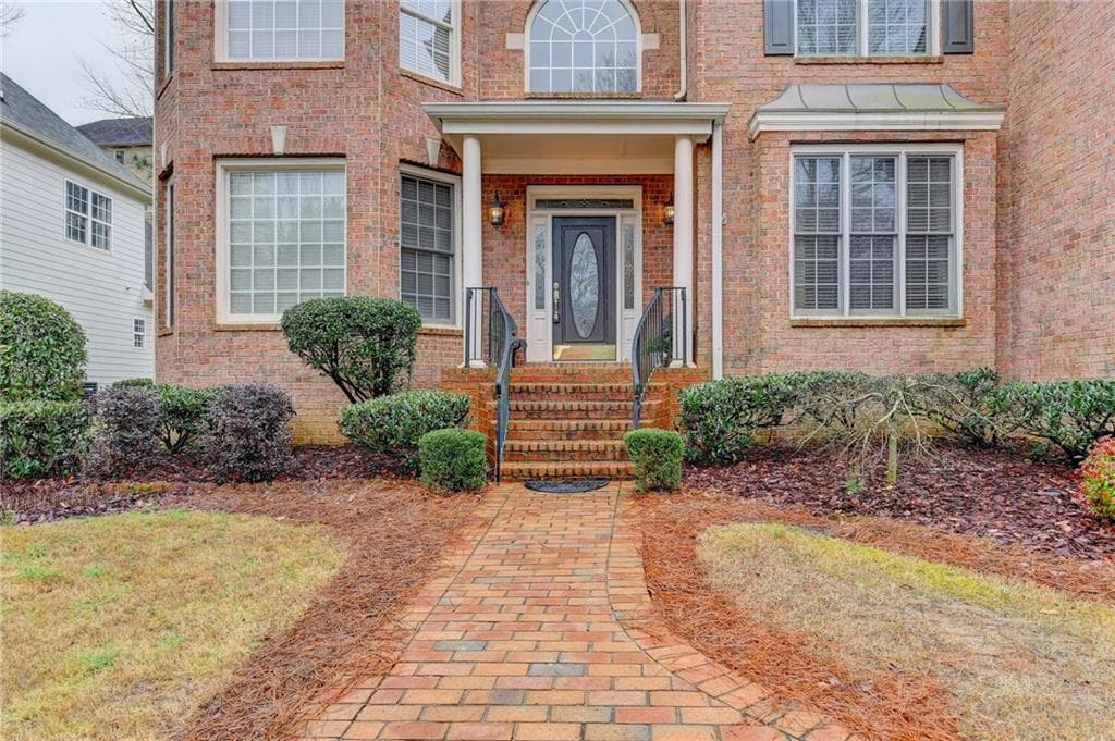 4 bedroom, 4 bathroom, 3,381 sq ft single family residence sold at 6210 Crofton Drive, Alpharetta, GA 30005
